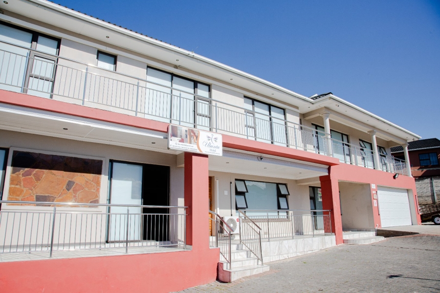 24 Bedroom Property for Sale in Amalinda Eastern Cape